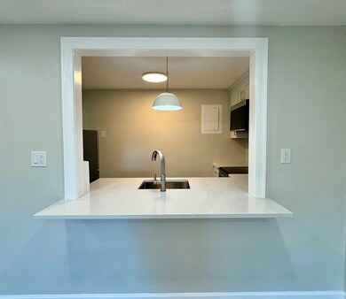 12 Pond Ln unit 40, Arlington, MA 02474 - photo 5