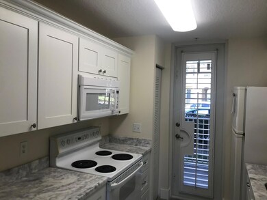 4903 Chancellor Dr unit 11, Jupiter, FL 33458 - photo 5