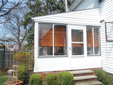 1850 Idlehurst Dr, Euclid, OH 44117 - photo 3