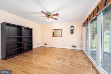 6012 Woodcrest Ave, Baltimore, MD 21209 - photo 5