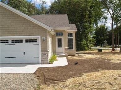 10475 Hammock Cir, Portage, MI 49024 - photo 2