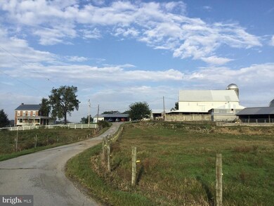 10698 Grant Shook Rd, Greencastle, PA 17225 - photo 3