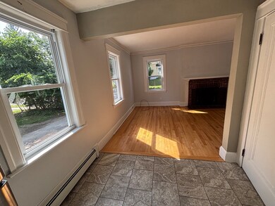 466 Chandler St, Worcester, MA 01602 - photo 5