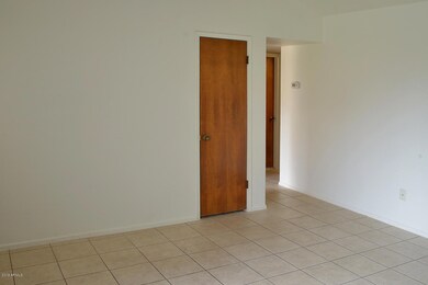 6512 S Newberry Rd unit B, Tempe, AZ 85283 - photo 6