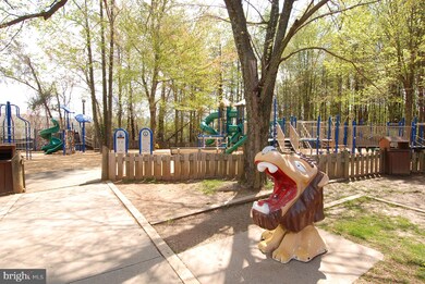 4655 Timber Ridge Dr, Dumfries, VA 22025 - photo 2