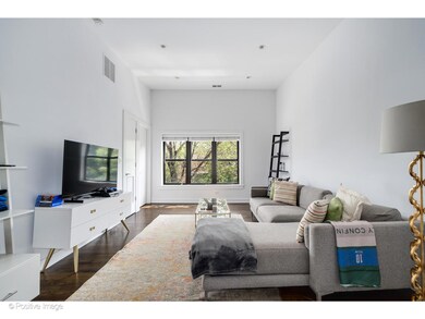 3400 N Greenview Ave unit 3S, Chicago, IL 60657 - photo 4