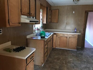 289 Swann Rd, Statesville, NC 28625 - photo 7