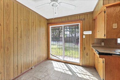 10423 Royal Oaks Dr, Houston, TX 77016 - photo 5