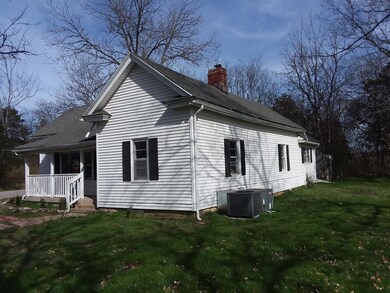 2427 Verona Caney Rd, Lewisburg, TN 37091 - photo 4