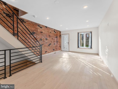 2323 Cross St, Philadelphia, PA 19146 - photo 7