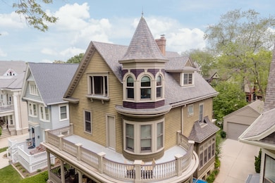 2710 Hackett Exterior