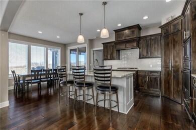 8125 Millridge St, Lenexa, KS 66220 - photo 6