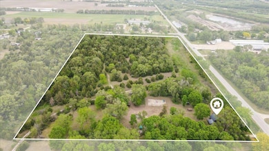 3408 Big Woods Rd, Cedar Falls, IA 50613 - photo 2