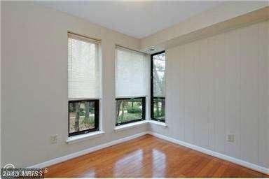 11200 Chestnut Grv Square unit 203, Reston, VA 20190 - photo 6