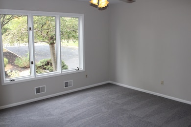 16 Kelly Ct, Bridgewater, NJ 08807 - photo 6