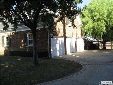 3 car garage - side entrance