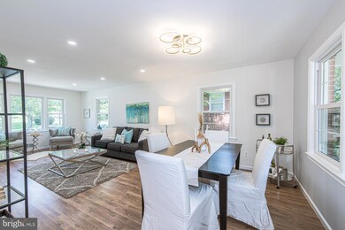 13305 Parkland Dr, Rockville, MD 20853 - photo 7