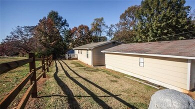 120 Famous Dr, Concord, NC 28025 - photo 5