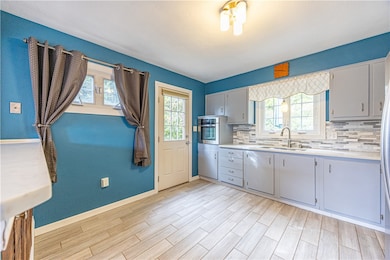 613 E 7th Ave, Tarentum, PA 15084 - photo 6