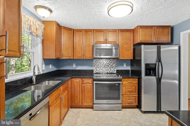 6512 Venison Dr, Fredericksburg, VA 22407 - photo 7