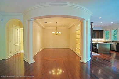 7 Dining Room