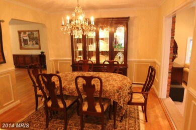 3604 Whispering Ln, Falls Church, VA 22041 - photo 6