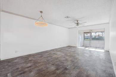 2739 Dudley Dr W unit D, West Palm Beach, FL 33415 - photo 6