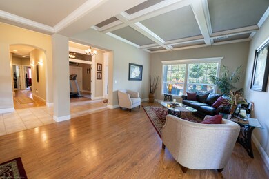 2440 Crescent Moon Ct-11