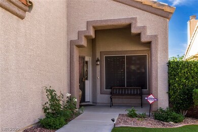 2637 White Pine Dr, Henderson, NV 89074 - photo 4