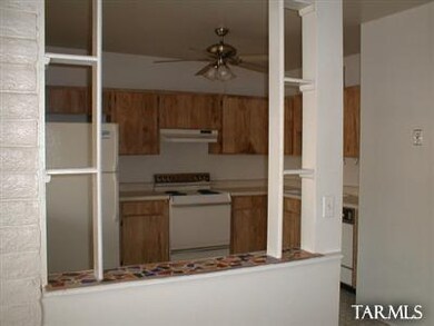 3699 N Mountain Ave unit 15, Tucson, AZ 85719 - photo 2