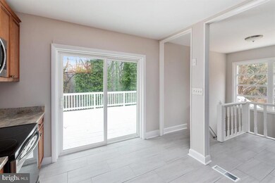 1211 Van Buren Dr, Fort Washington, MD 20744 - photo 6