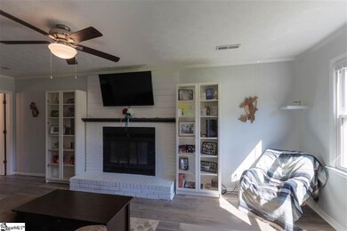 4 Brooks Rd, Mauldin, SC 29662 - photo 2