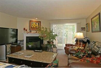 221 Bridle Cross Rd, Fitchburg, MA 01420 - photo 6