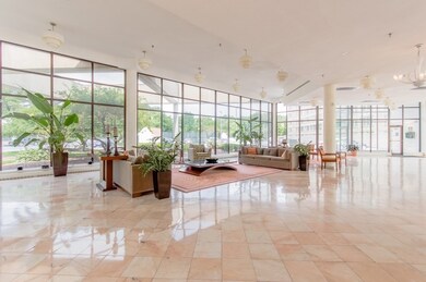 250 Hammond Pond Pkwy unit 1207 N, Chestnut Hill, MA 02467 - photo 2