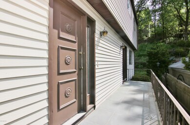 55 Pemberwick Rd unit 1, Greenwich, CT 06831 - photo 3