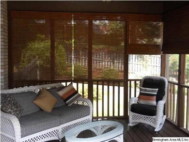 Screened in porch