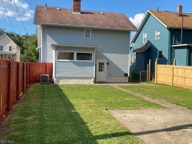 2414 10th St SW, Canton, OH 44710 - photo 4