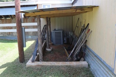 4700 Cedar Ln, Cleburne, TX 76031 - photo 2