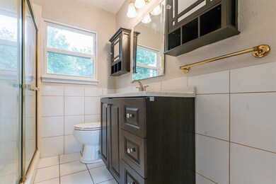 821 Glenda Dr, Bedford, TX 76022 - photo 7