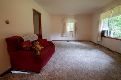 1035 E. Kent Rd Greenville, August 23, 2