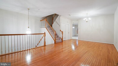 13041 Woodcutter Cir, Germantown, MD 20876 - photo 3