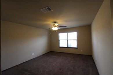 4402 Hawk Owl Dr, Norman, OK 73072 - photo 6