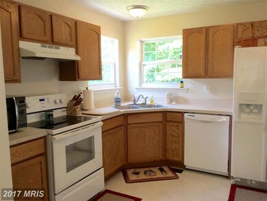 24998 Holly Tree Ln, Hollywood, MD 20636 - photo 2