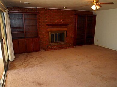 5949 N Sapulpa Ave, Oklahoma City, OK 73112 - photo 6