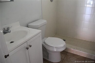 2735 W 60th Place unit 104, Hialeah, FL 33016 - photo 5