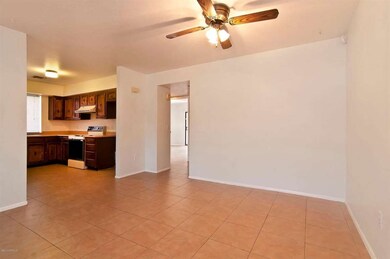 4607 E Camino St unit 2, Mesa, AZ 85205 - photo 5