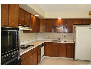 1006 Castlewood Dr, New Albany, IN 47150 - photo 7