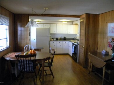 Dining towards kitchen