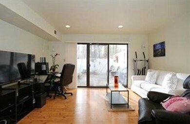 607 Windsor Dr unit 607, Framingham, MA 01701 - photo 6