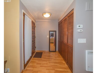 Entrance/Foyer